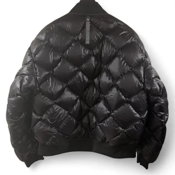 NWT Men's Lululemon Black Quilted Reversible Down Puffer Jacket Size Large - Picture 3 of 9